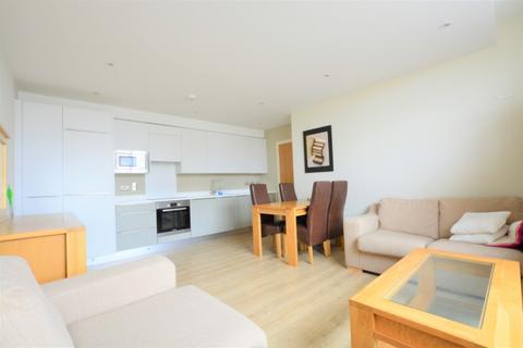 2 bedroom apartment to rent, Western Road