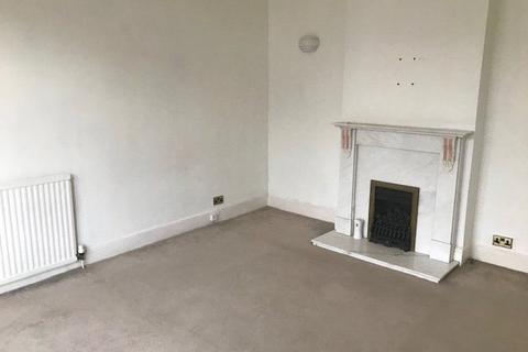 1 bedroom in a house share to rent, Springhead Road, Northfleet, Gravesend, Kent, DA11