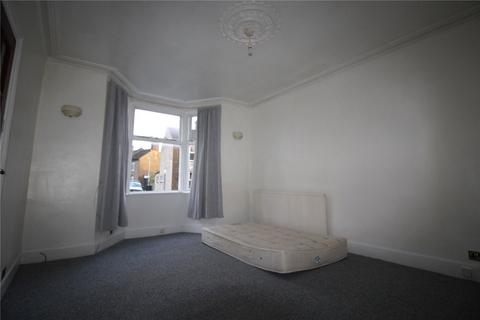 1 bedroom in a house share to rent, Springhead Road, Northfleet, Gravesend, Kent, DA11