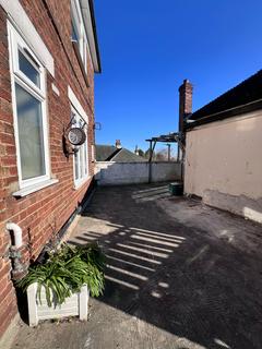 undefined, Oakdale Avenue, Northwood Hills HA6
