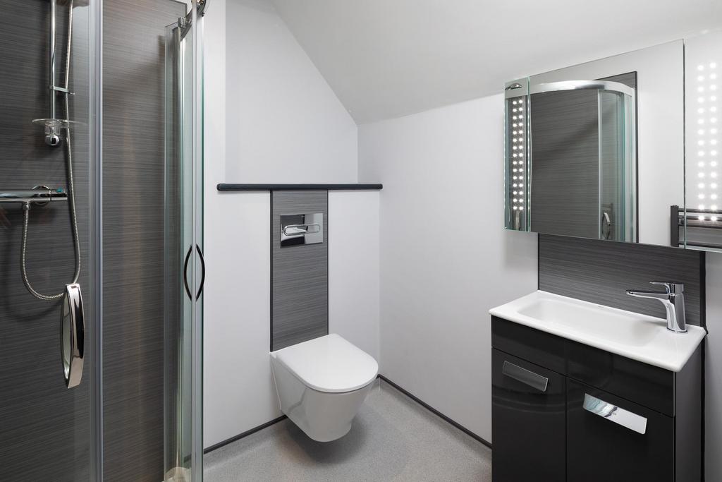 SAR Court Spacious Ensuite