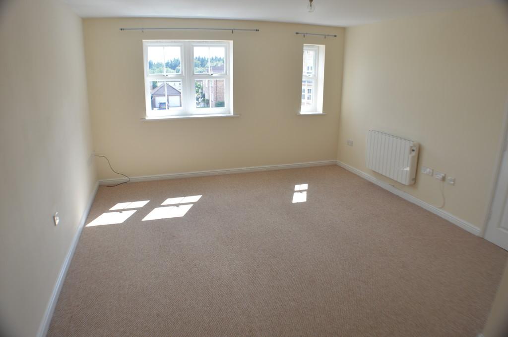 32 Ayr Avenue, Catterick Garrison 2 bed apartment £500 pcm (£115 pw)