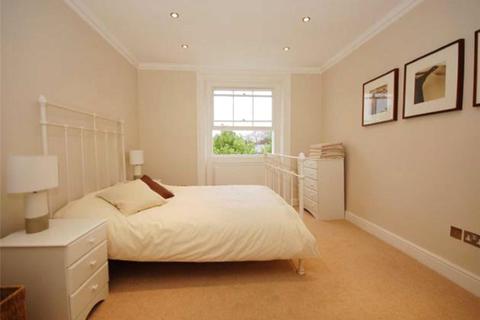 3 bedroom apartment to rent - Hamilton Terrace, St Johns Wood, London, NW8