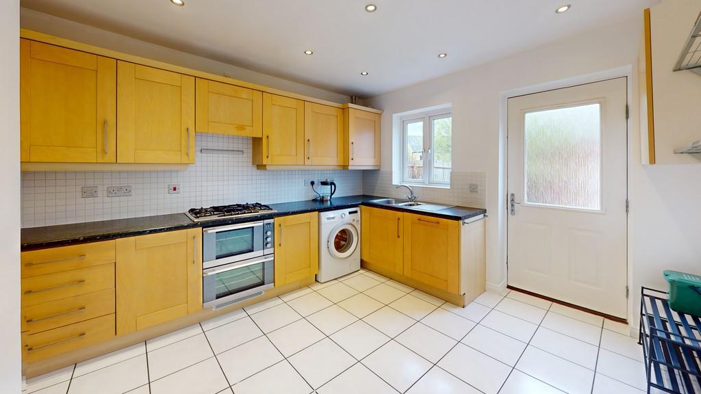 House in Cheltenham, Queenswood Grove, Southam - View 3