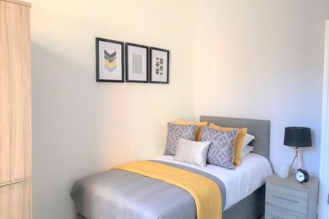 1 bedroom in a flat share to rent, Rectory Road, Gateshead NE8