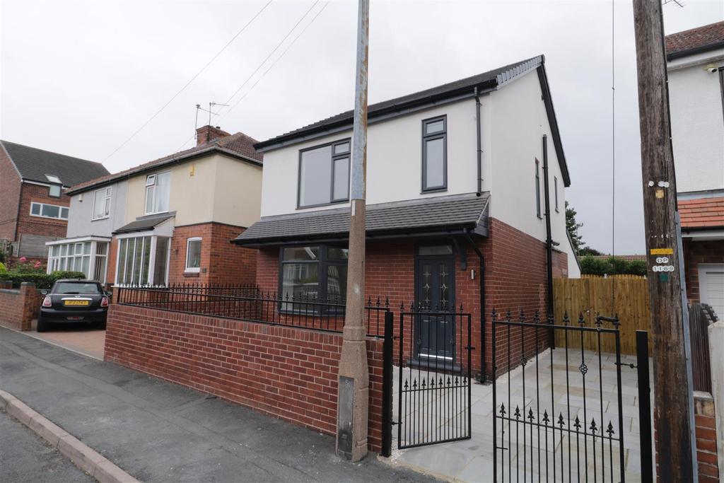 Ruskin Avenue, Mexborough 3 bed detached house £195,000