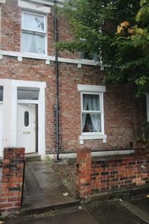 4 bedroom terraced house to rent, Belle Grove West, Newcastle upon Tyne NE2