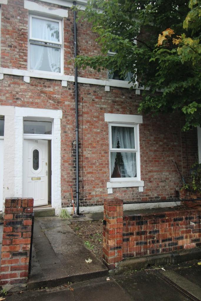 4-Bedroom House – Spital Tongues, Newcastle upo