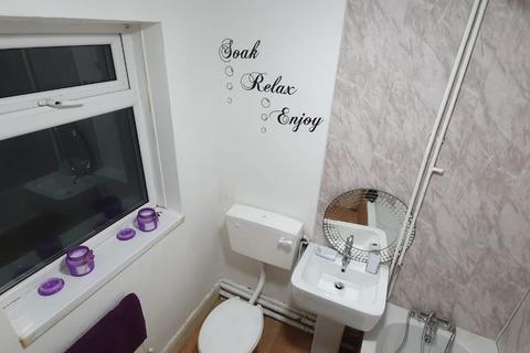 1 bedroom in a house share to rent, Room 3, Lilac Avenue,Balsall Heath, B12 8RH