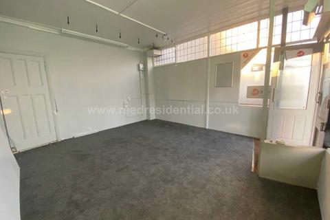 Property to rent, Fairfax Drive, Westcliff On Sea