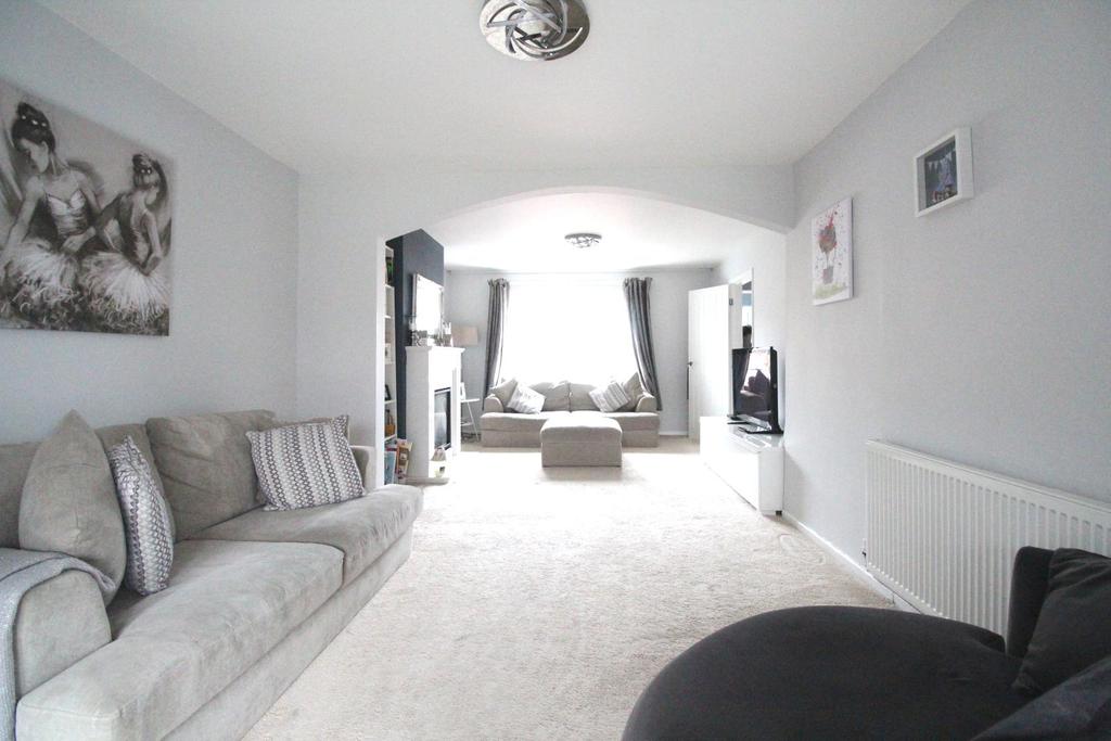 Ash Tree Bank, Rugeley, Staffs WS15 1HN 4 bed semidetached house £