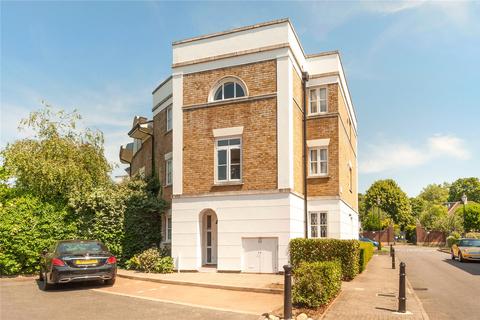2 bedroom flat to rent, Fitzroy Crescent, Chiswick, London