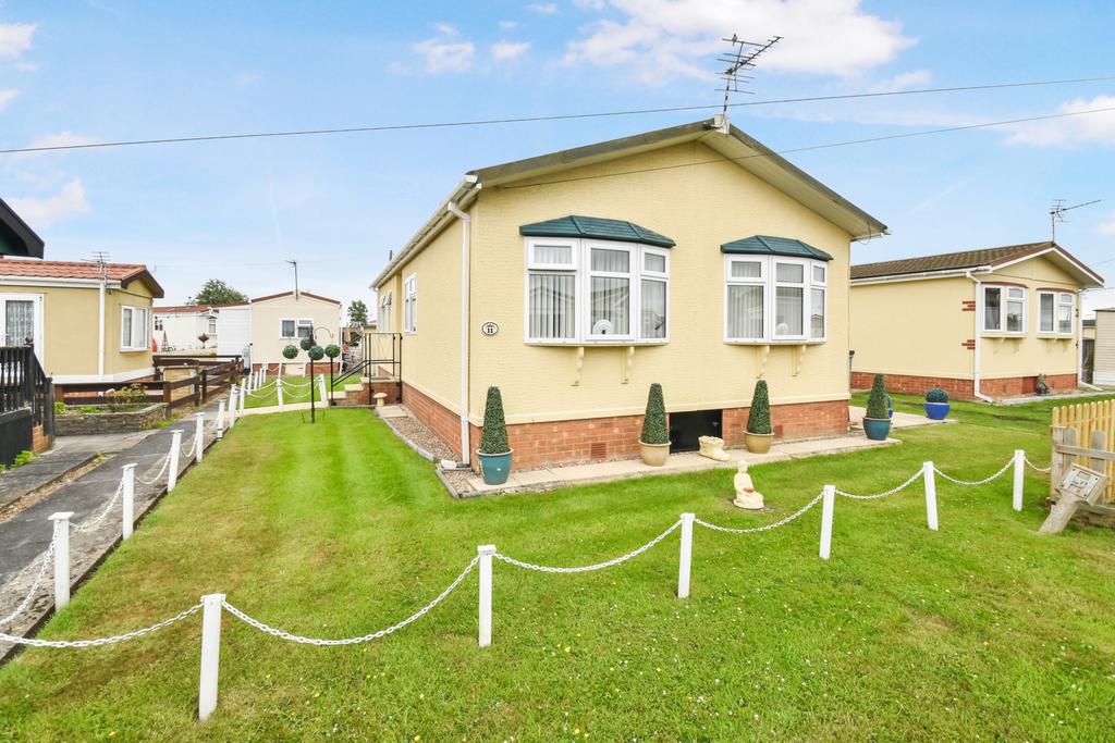 Sea Lane, Ingoldmells, PE25 2 bed park home £90,000