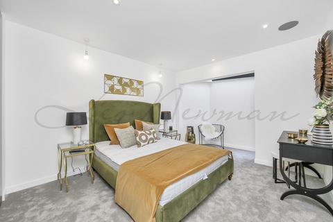 3 bedroom mews for sale - Highgate Road, Kentish Town, NW5