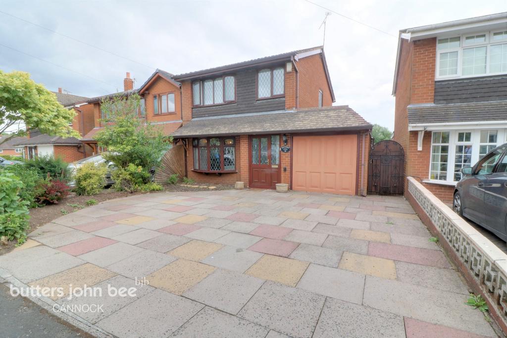 Queens Road, Calf Heath 3 bed detached house £250,000