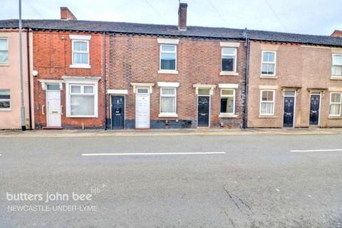 2 bedroom terraced house to rent, High Street, Newcastle