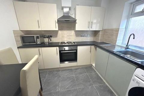 2 bedroom apartment to rent, Staines-Upon-Thames,  Surrey,  TW18