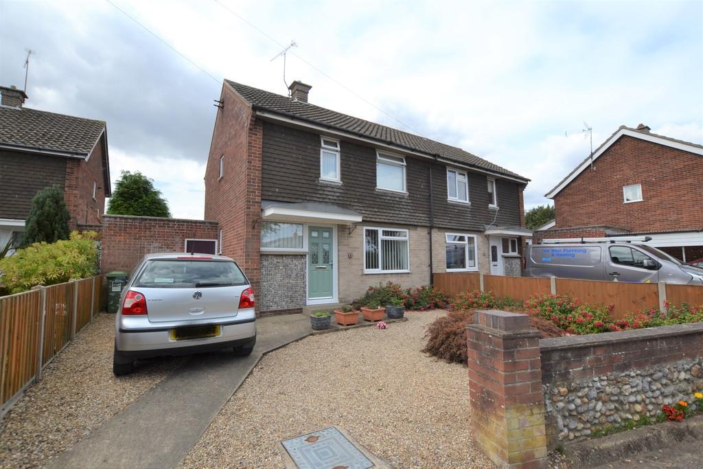 Bradfield Road, North Walsham 2 bed semidetached house £190,000