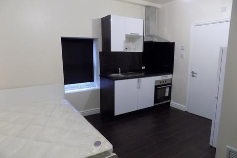 1 bedroom apartment to rent, Ffordd Y Ffynnon, Bangor, Gwynedd, LL57