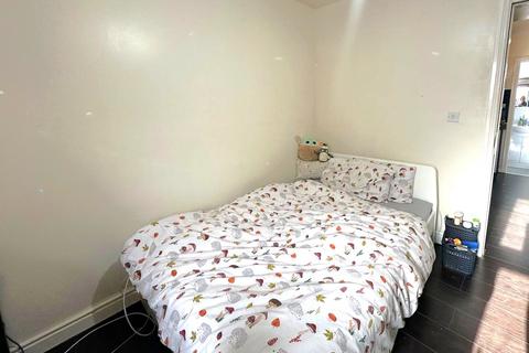undefined, Ffordd Y Ffynnon, Bangor, Gwynedd, LL57