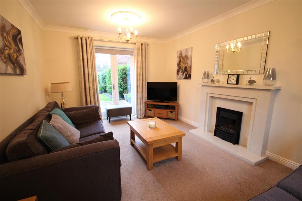 Mickleover Manor, Mickleover, Derby 3 bed mews £270,000