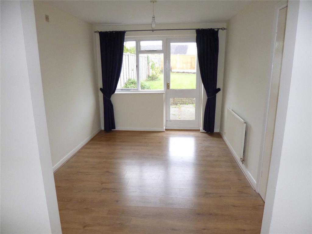 Willowfield Drive, Kidderminster, Worcs., DY11 3 bed semidetached
