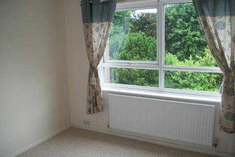 3 bedroom flat to rent, Four Oaks Road, Four Oaks, Sutton Coldfield, B74