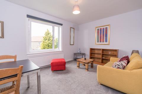 3 bedroom flat to rent, Colinton Mains Terrace, Colinton Mains, Edinburgh, EH13