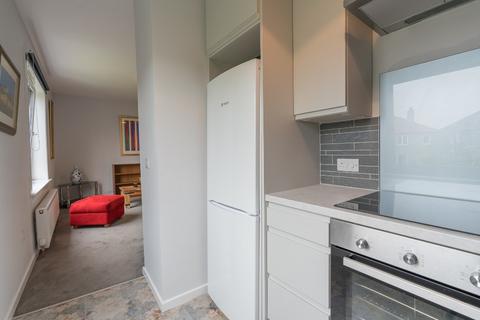 3 bedroom flat to rent, Colinton Mains Terrace, Colinton Mains, Edinburgh, EH13
