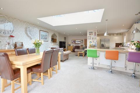 3 bedroom semi-detached house for sale, St Marys Drive, Pound Hill, RH10
