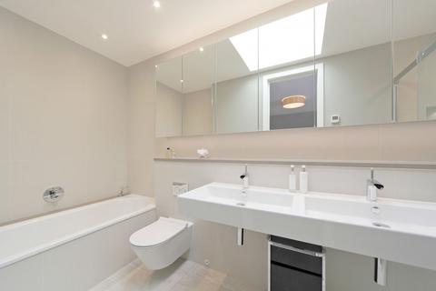 2 bedroom flat for sale, Abingdon Road, London, W8