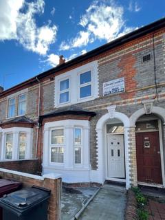 1 bedroom in a house share to rent, London Road, Reading