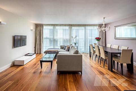2 bedroom apartment for sale, Winchster Road, London NW3