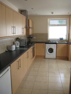 5 bedroom terraced house to rent, Swansea SA2