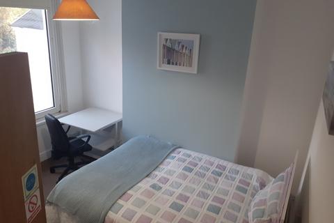 5 bedroom terraced house to rent - Swansea SA2