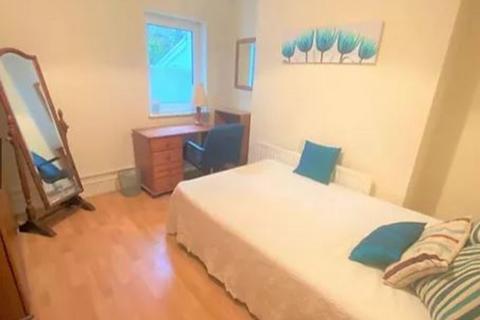 5 bedroom terraced house to rent, Swansea SA2