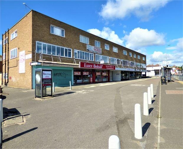 London Road, Hadleigh, Hadleigh, SS7 2DE 2 bed apartment £950 pcm (£