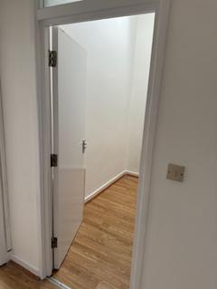 2 bedroom flat to rent, Portswood Road