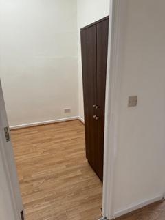 2 bedroom flat to rent, Portswood Road