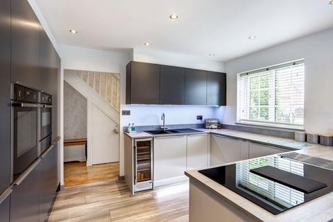 75 Chestnut Drive, Congleton, CW12 4UA