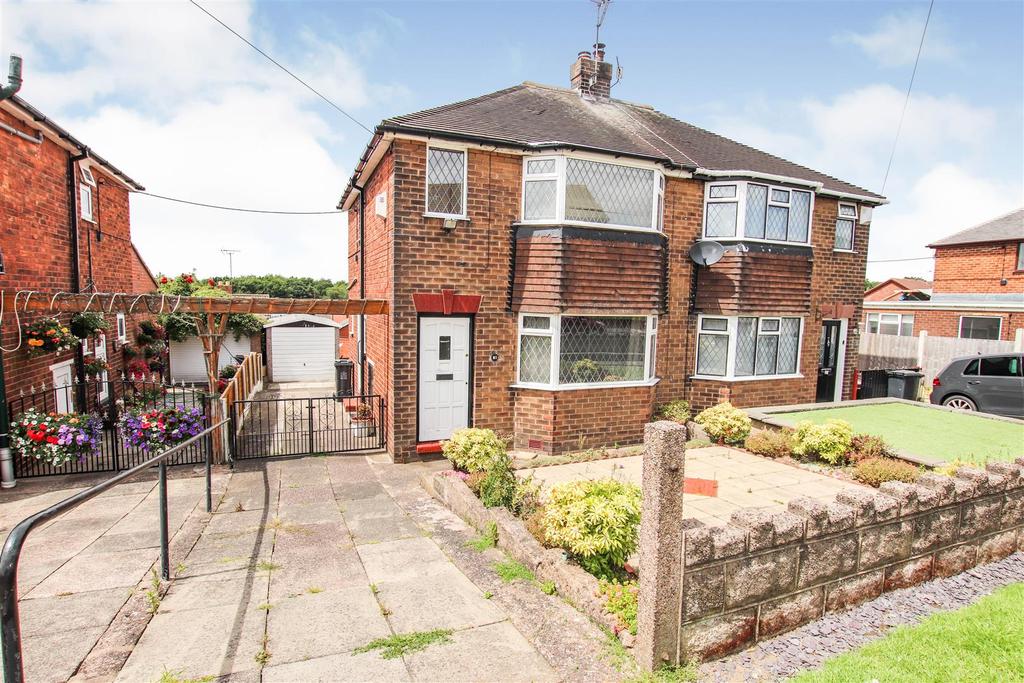 Riceyman Road, Bradwell, Newcastle, Staffs 2 bed semidetached house