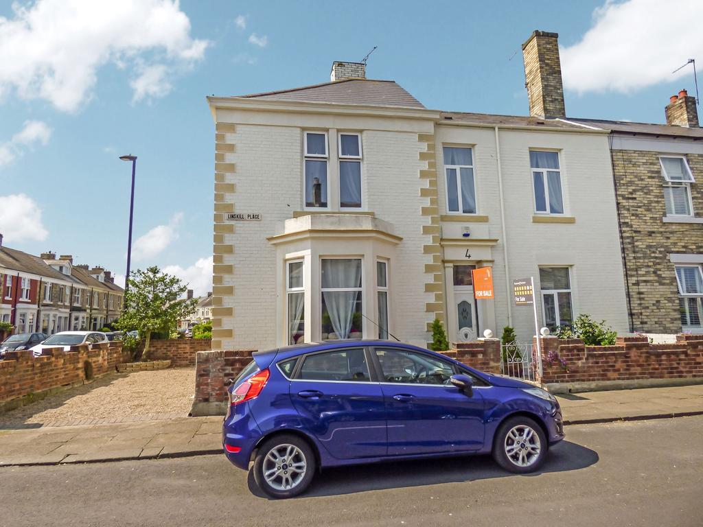 Linskill Place, North Shields, Tyne and Wear, NE30 2HW 4 bed terraced
