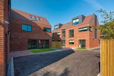 1 bedroom apartment to rent, Woodland Way, Canterbury