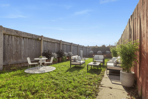 2 bedroom terraced house to rent, Worcester Road, Wold Road, Hull, HU5