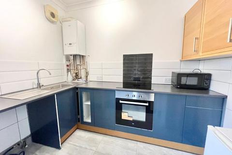 2 bedroom apartment to rent, Queens Park Road, Brighton BN2