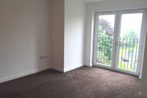 2 bedroom apartment to rent, Fernbank Gardens, Little Lever