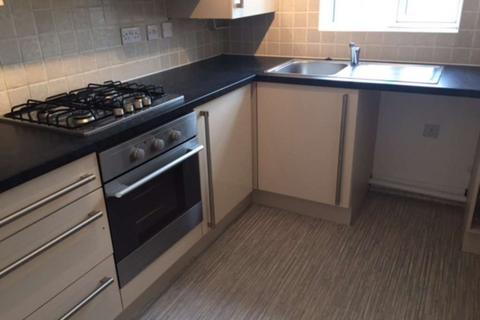 2 bedroom apartment to rent, Fernbank Gardens, Little Lever