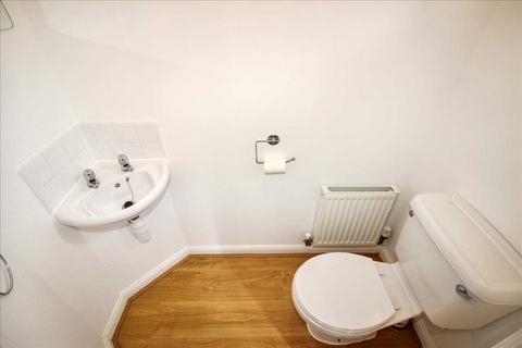 2 bedroom semi-detached house to rent, Housesteads Garden, Longbenton, Newcastle Upon Tyne