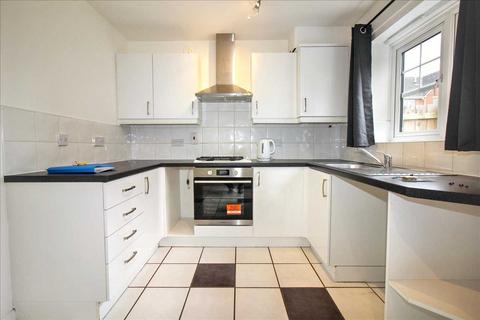 2 bedroom semi-detached house to rent, Housesteads Garden, Longbenton, Newcastle Upon Tyne