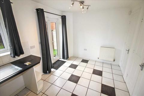 2 bedroom semi-detached house to rent, Housesteads Garden, Longbenton, Newcastle Upon Tyne